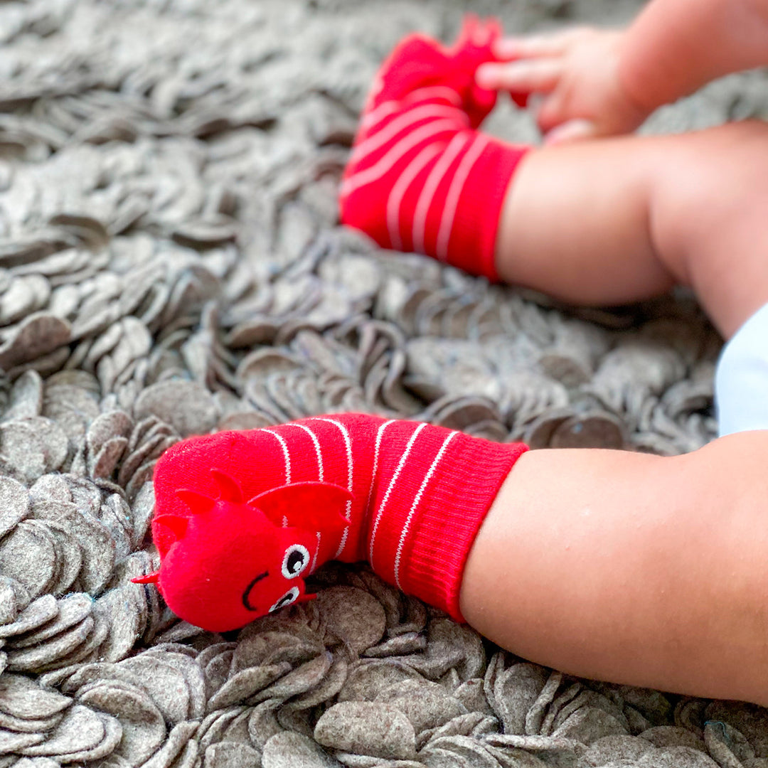 Red Crabby Boogie Toes Rattle Socks