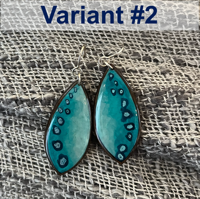 Kaligo Design Oval Earrings