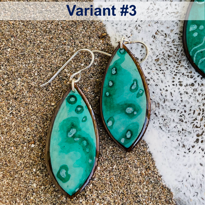Kaligo Design Oval Earrings